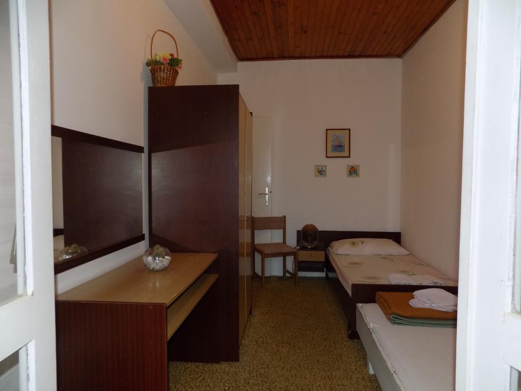 Borovik Guest House Živogošće Eksteriør bilde